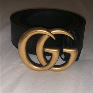 Women’s Gucci belt